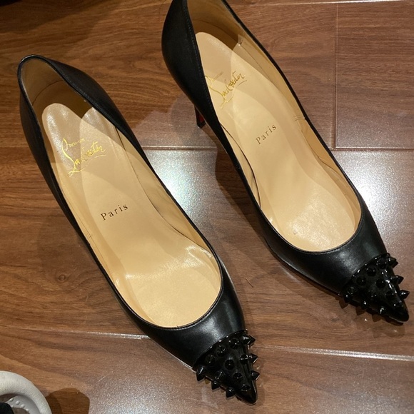 Christian Louboutin / Geo Black Leather Pump Spike Patent Toe Cap pigalle 38.5 - Picture 2 of 10